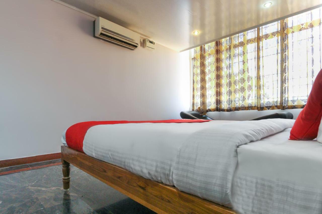 Oyo 45475 Annai Lodge Thanjavur Exterior foto