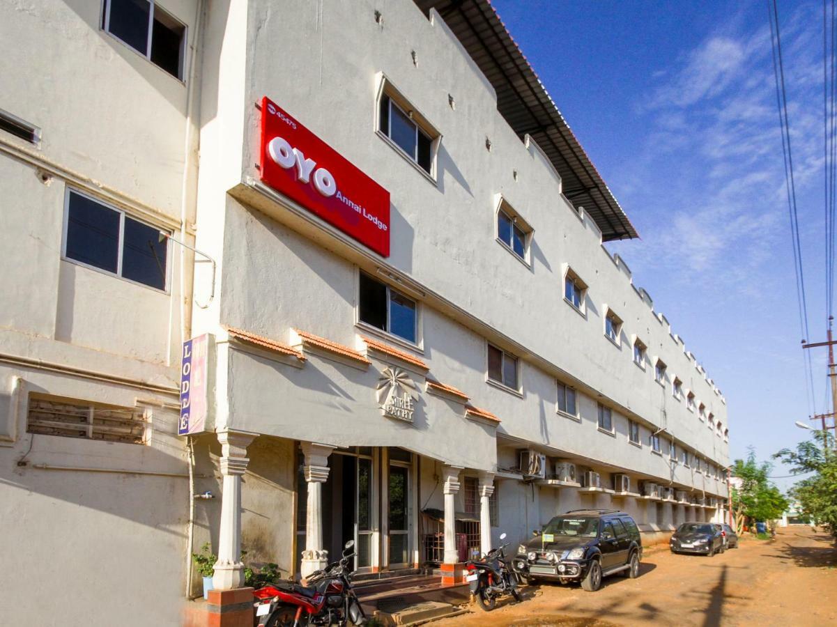 Oyo 45475 Annai Lodge Thanjavur Exterior foto